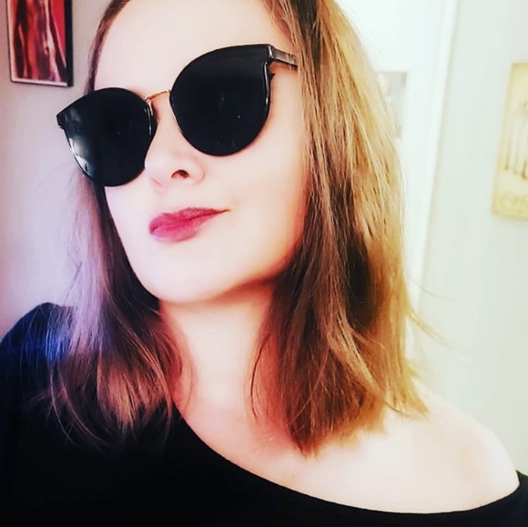 Meet your Posher, EL - Picture 2 of 3